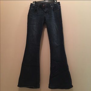 William Rast- Flare Jeans